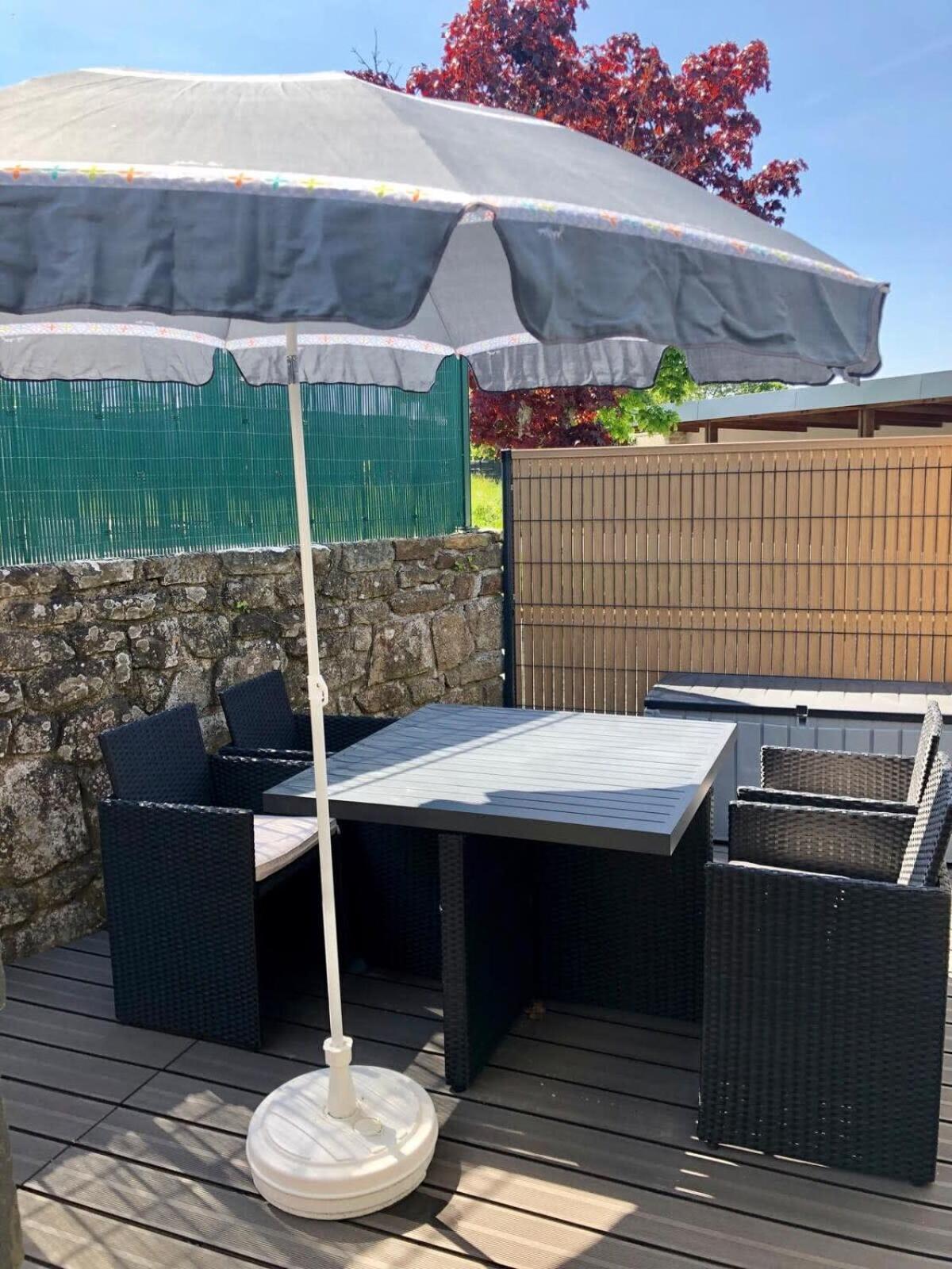 Jolie Maisonnette Cosy Bord De Mer Terrasse Guidel Exterior photo